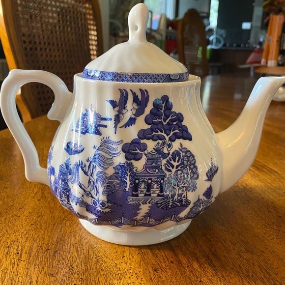 1 Cuthbertson 20 oz Blue Willow Tea Pot - Picture 11 of 13